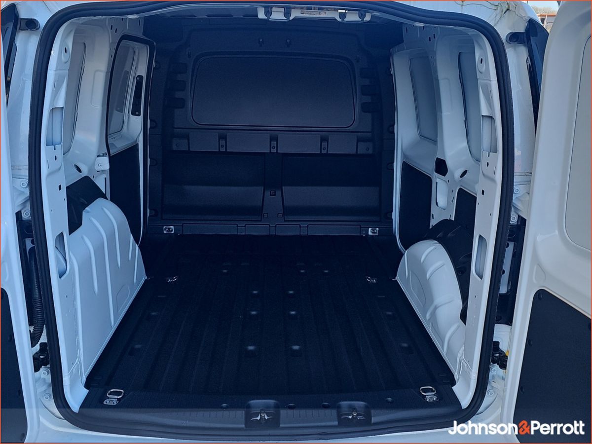 Ford Transit Courier Limited