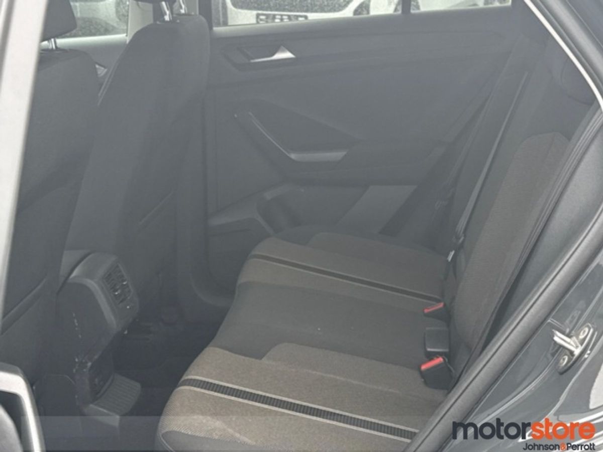 Volkswagen T-Roc 1.0 TSI 115bhp Design