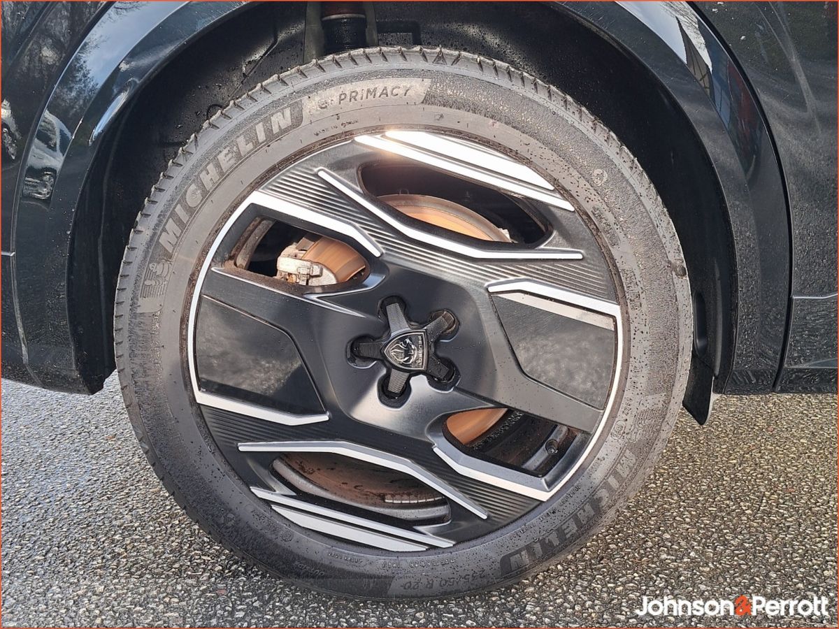Peugeot 3008 2025 GT EV 73KWH - LIKE NEW !