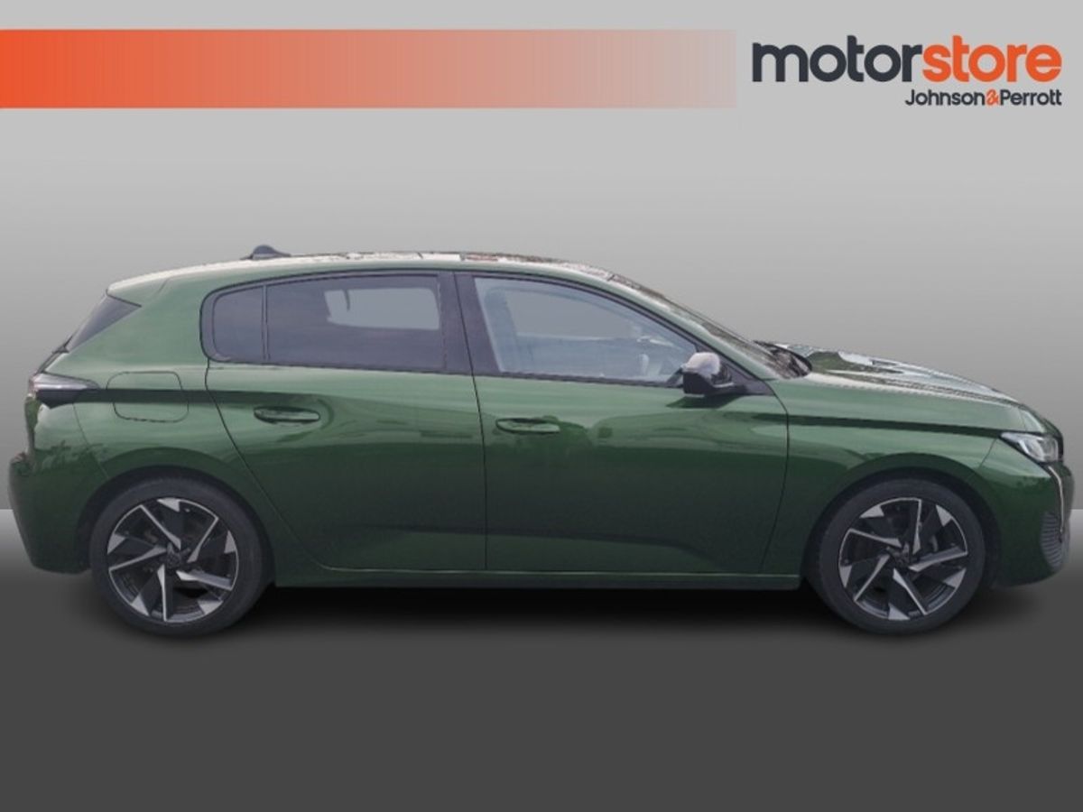 Peugeot 308 AUTO LIKE NEW CONDITION