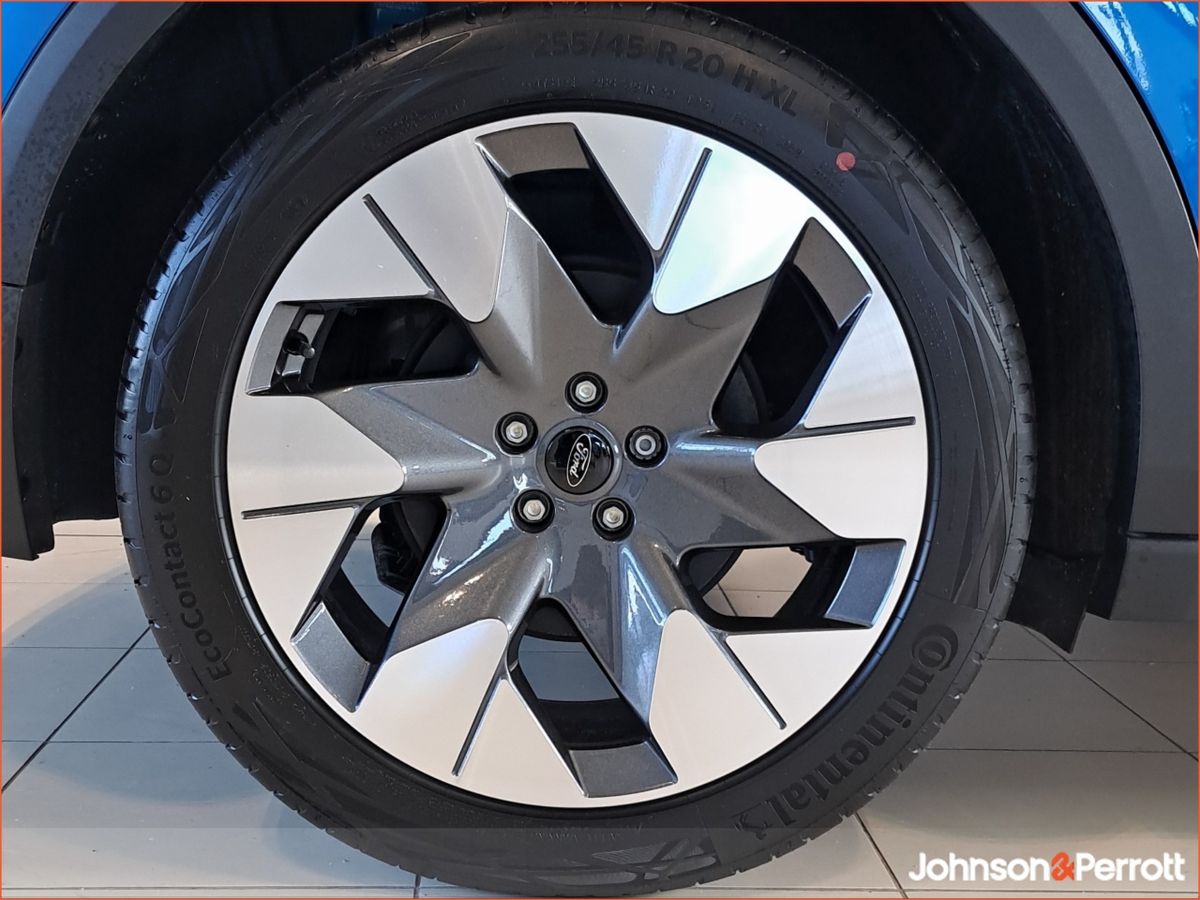 Ford Explorer Premium 77kWh Extended Range