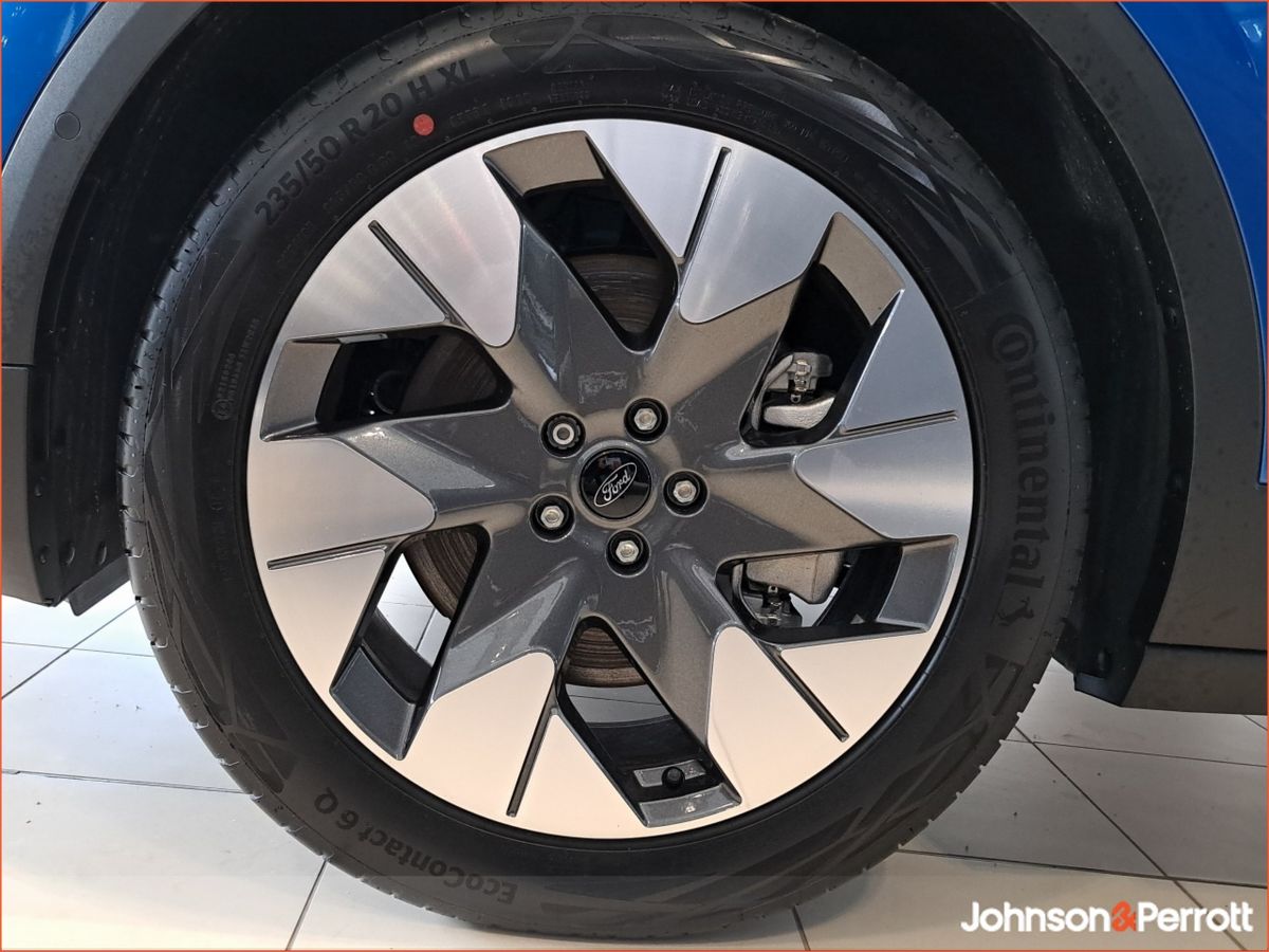 Ford Explorer Premium 77kWh Extended Range