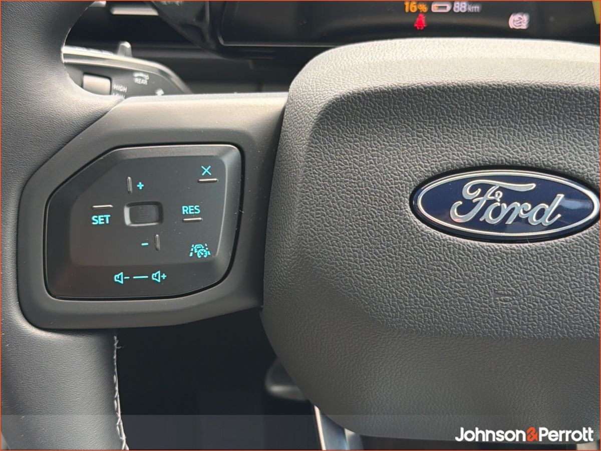 Ford Explorer Select 77kWh Extended Range RWD