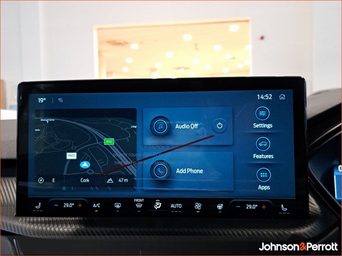 Ford Kuga 2.5 Duratec 243PS Plug-In Hybrid CVT Automatic