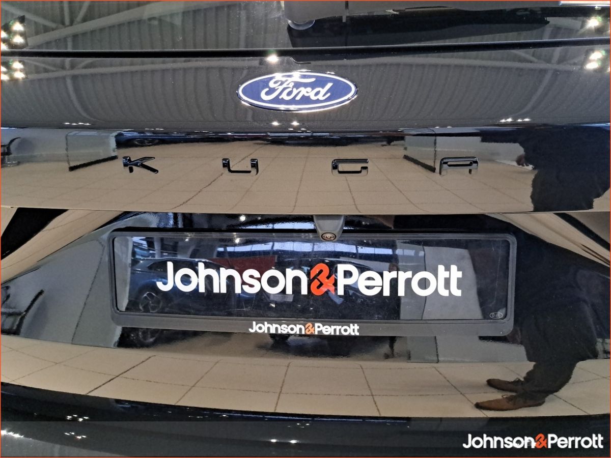 Ford Kuga 2.5 Duratec 243PS Plug-In Hybrid CVT Automatic