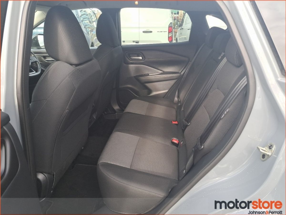 Nissan Qashqai ONE LADY OWENER! ePOWER SV PREMIUM