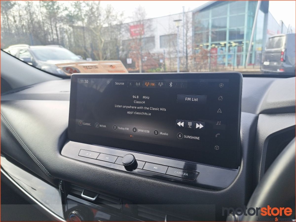 Nissan Qashqai ONE LADY OWENER! ePOWER SV PREMIUM