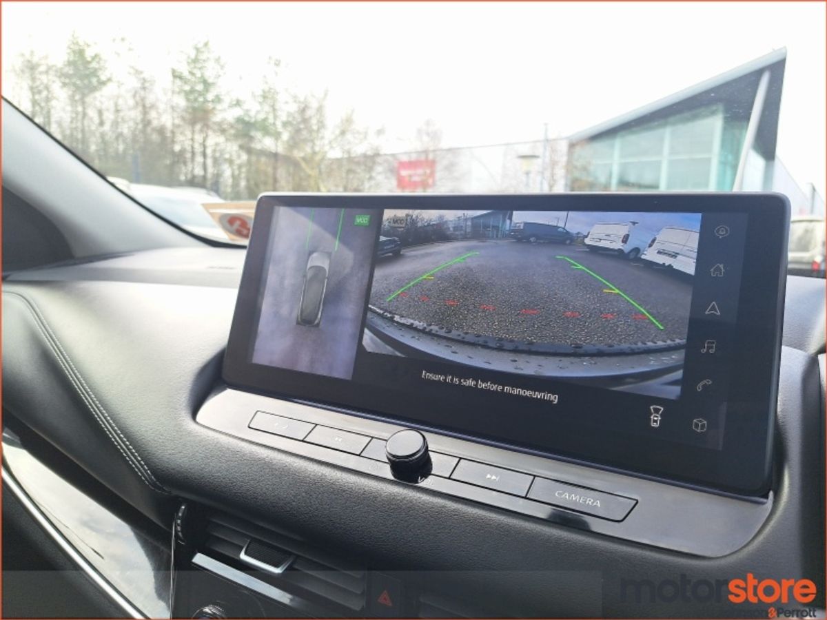 Nissan Qashqai ONE LADY OWENER! ePOWER SV PREMIUM