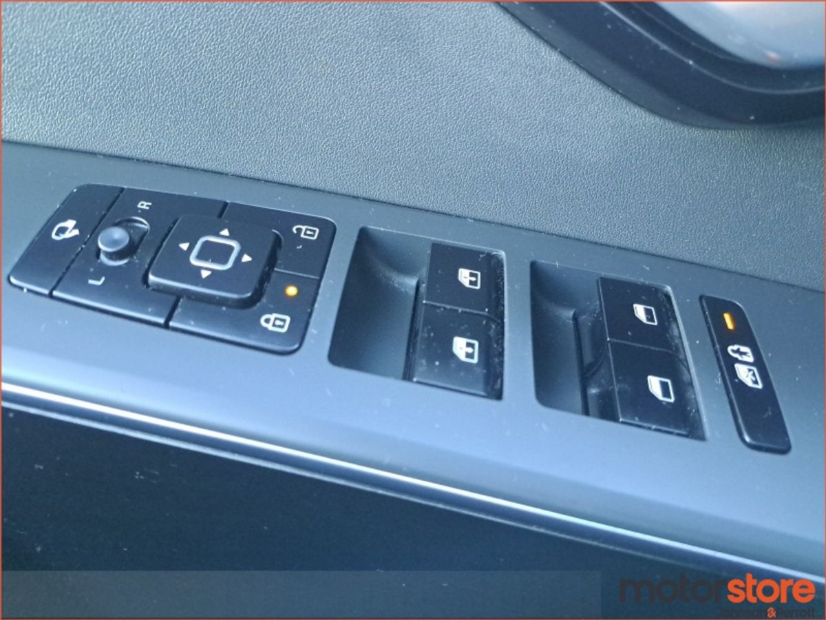 Kia Niro PHEV K3 LIKE NEW CONDITION