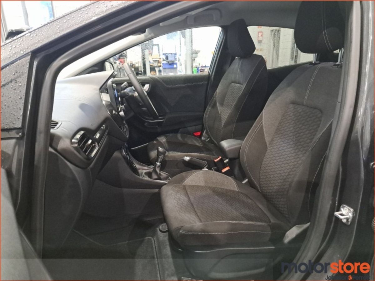 Ford Puma 1.0L EcoBoost Hybrid 155PS Titanium - LOW MILEAGE !