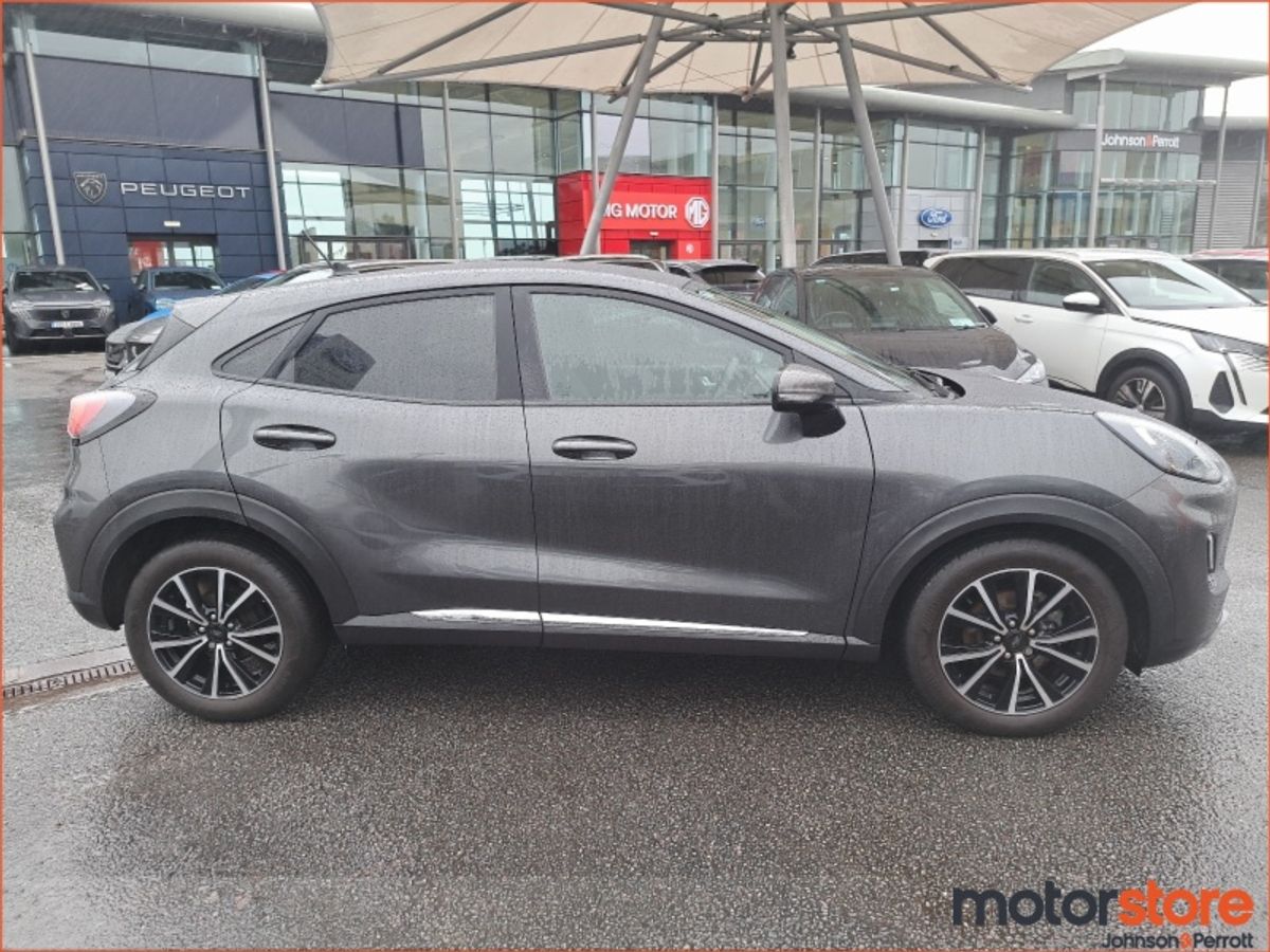 Ford Puma 1.0L EcoBoost Hybrid 155PS Titanium - LOW MILEAGE !