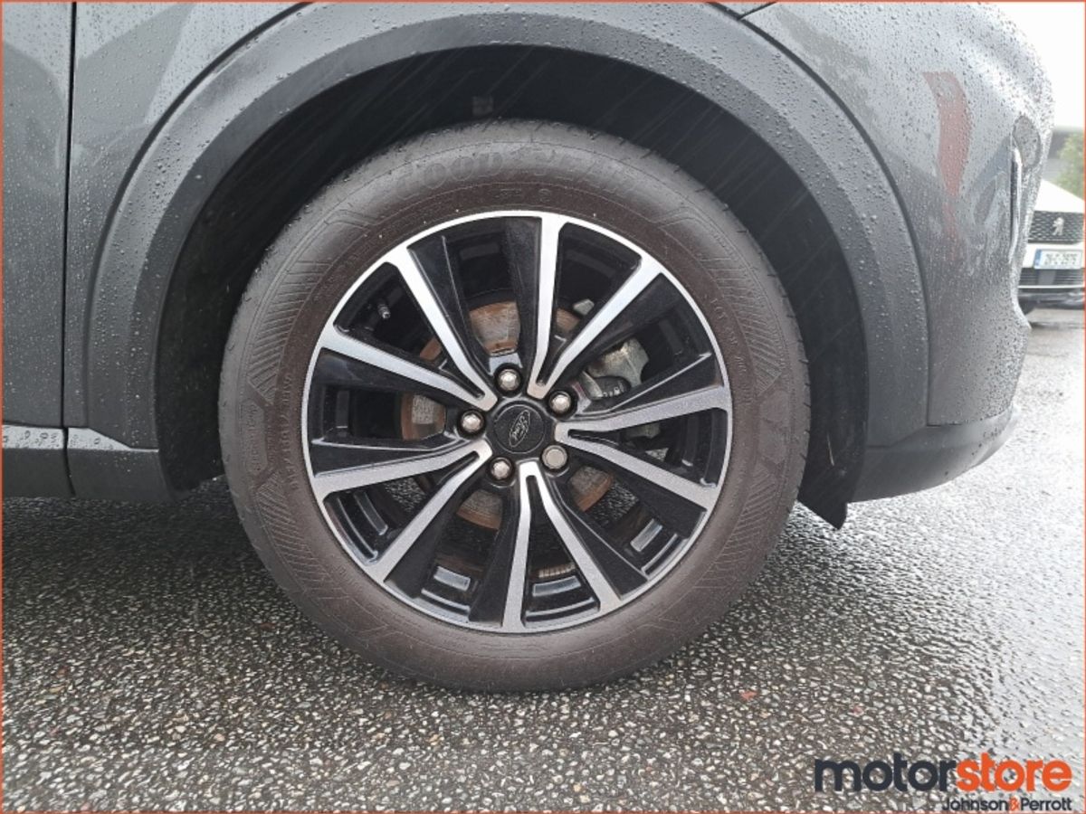 Ford Puma 1.0L EcoBoost Hybrid 155PS Titanium - LOW MILEAGE !