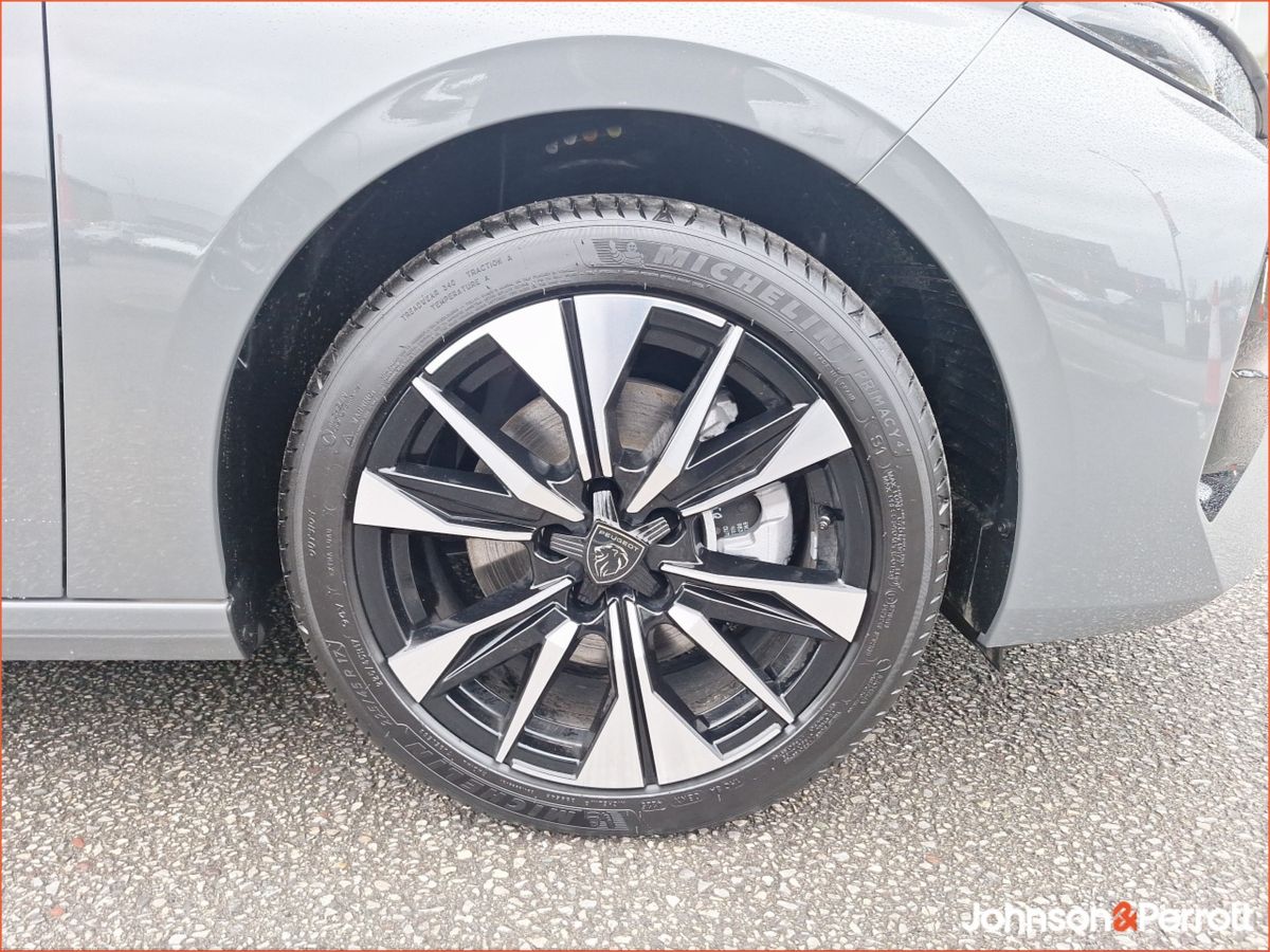 Peugeot 308 **ORDER YOUR NEW PEUGEOT 308 TODAY**