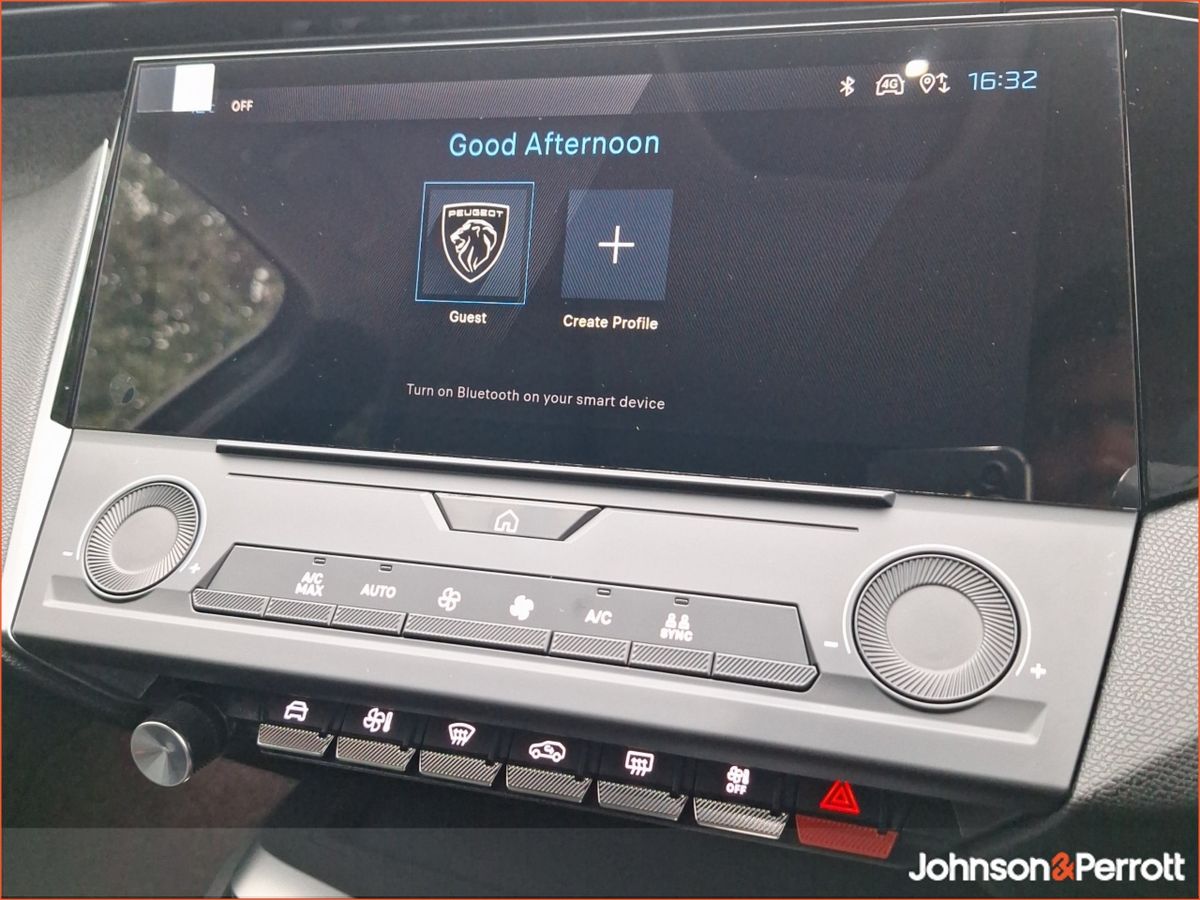 Peugeot 308 **ORDER YOUR NEW PEUGEOT 308 TODAY**