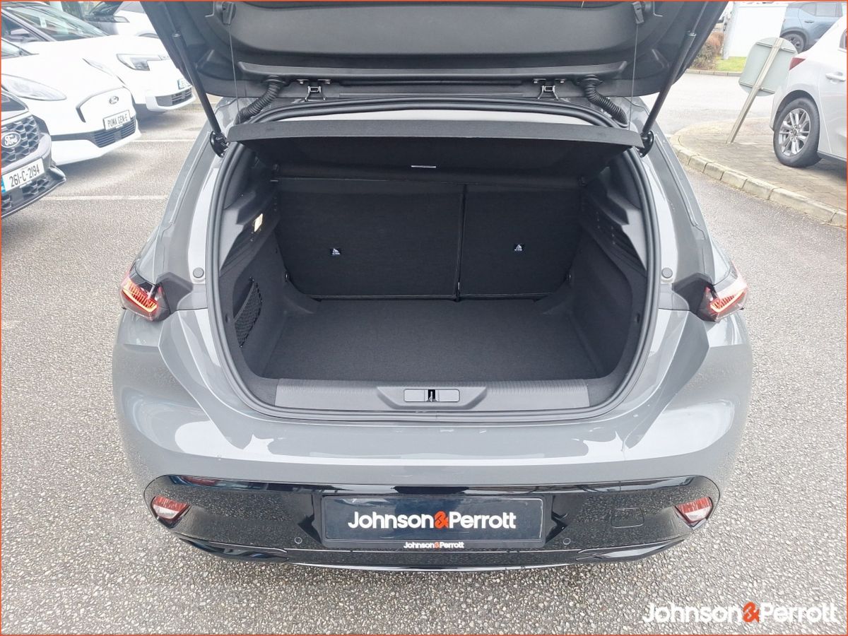 Peugeot 308 **ORDER YOUR NEW PEUGEOT 308 TODAY**