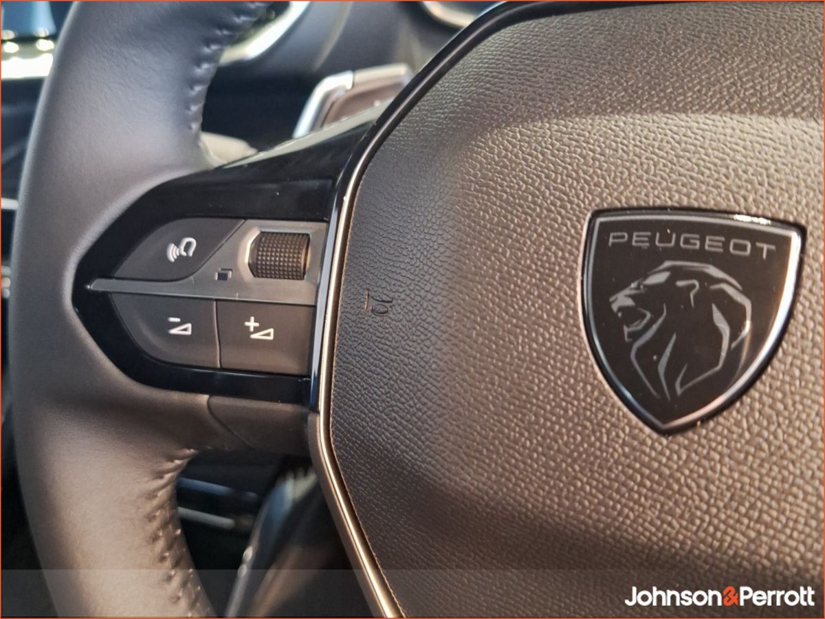 Peugeot 208 **ORDER YOUR NEW PEUGEOT 208 HYBRID 110BHP e-DCS6 Allure TODAY**