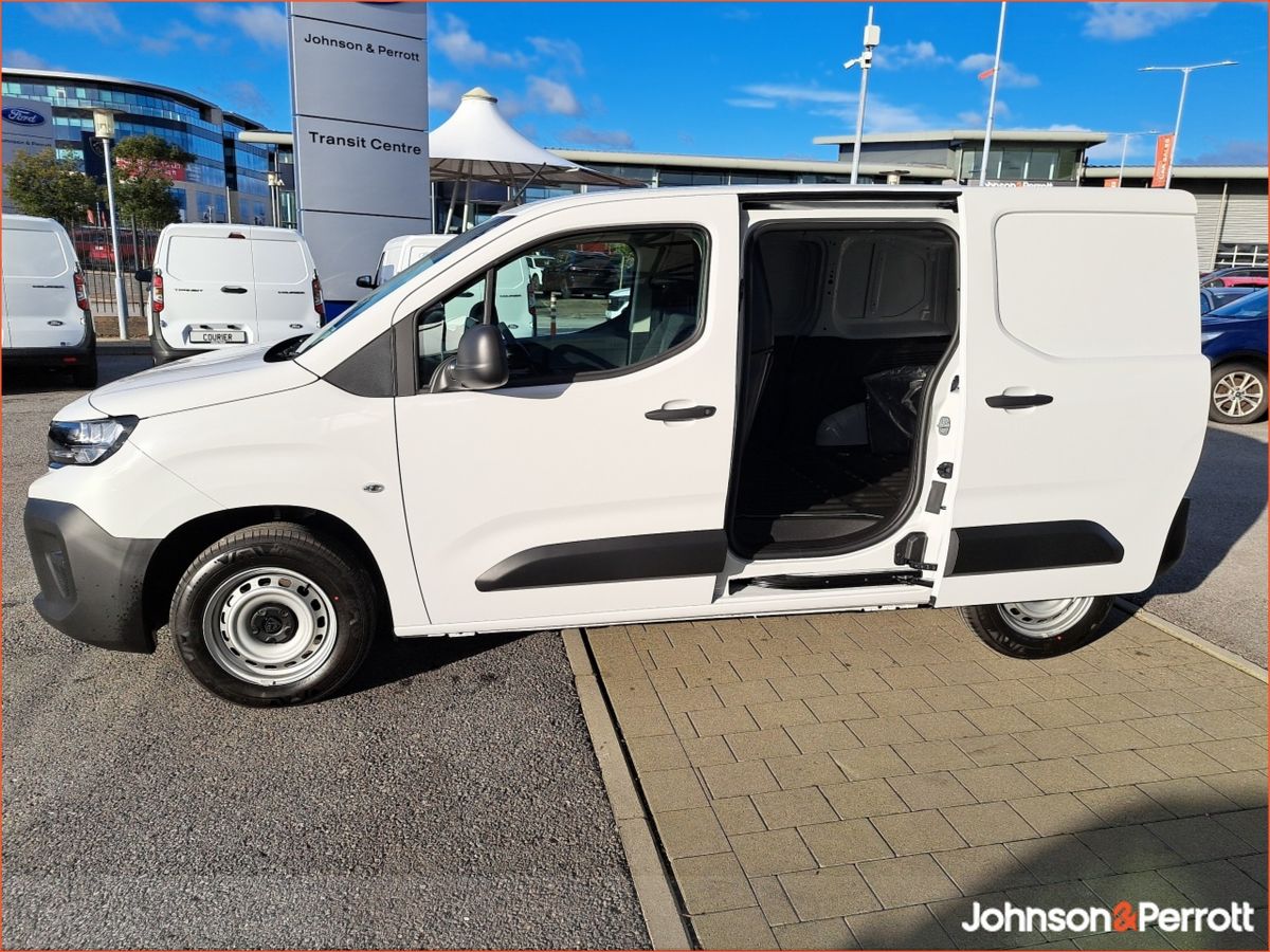 Peugeot Partner **ORDER YOUR NEW PEUGEOT PARTNER ACTIVE TODAY**