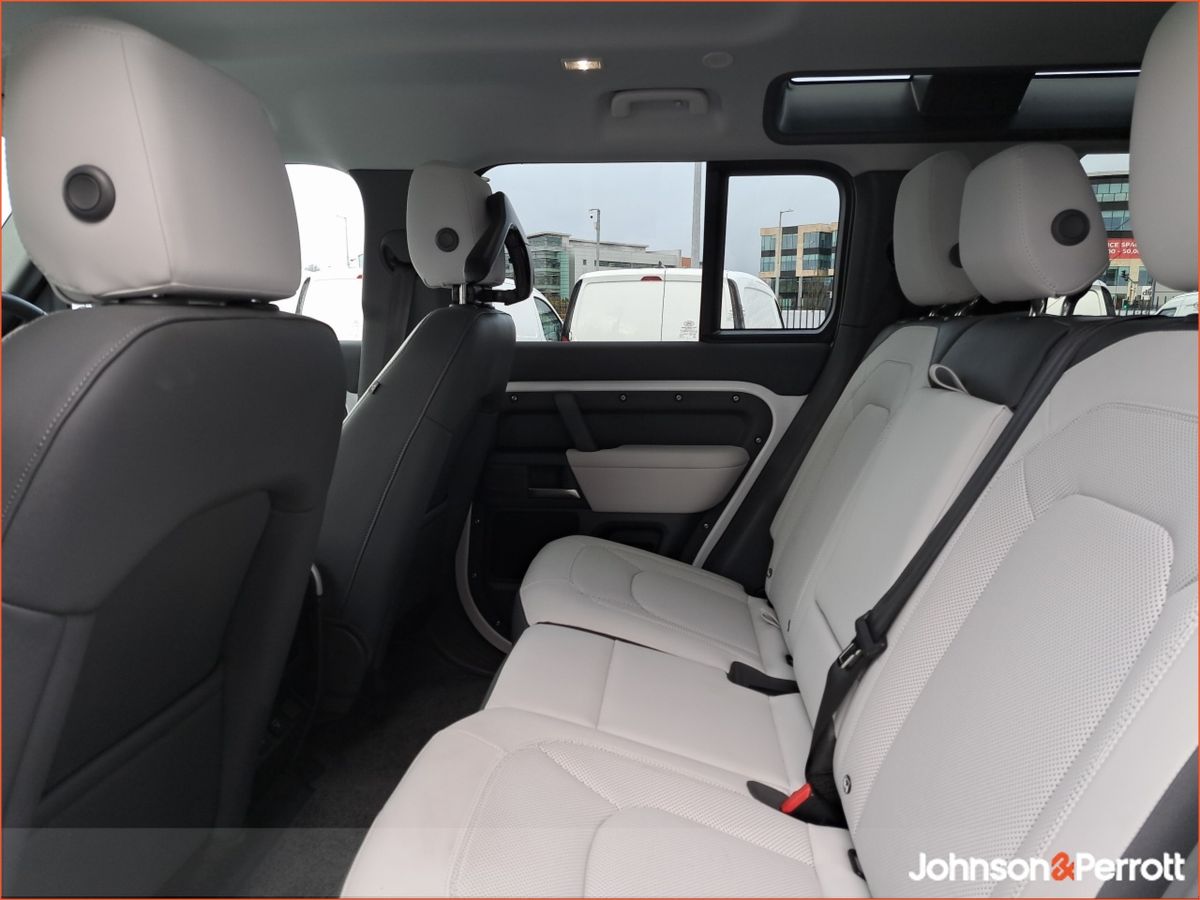 Land Rover Defender  110 PHEV 300  As New 