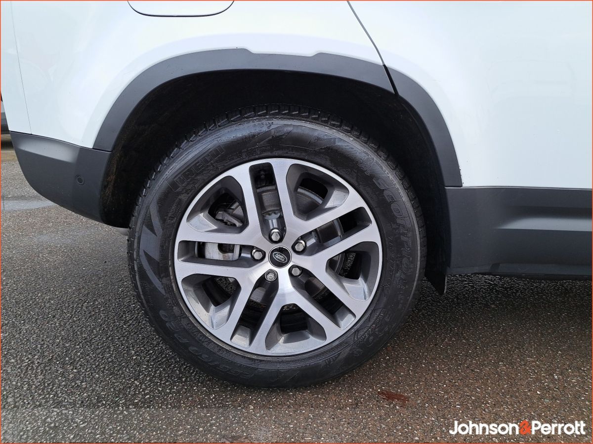 Land Rover Defender  110 PHEV 300  As New 