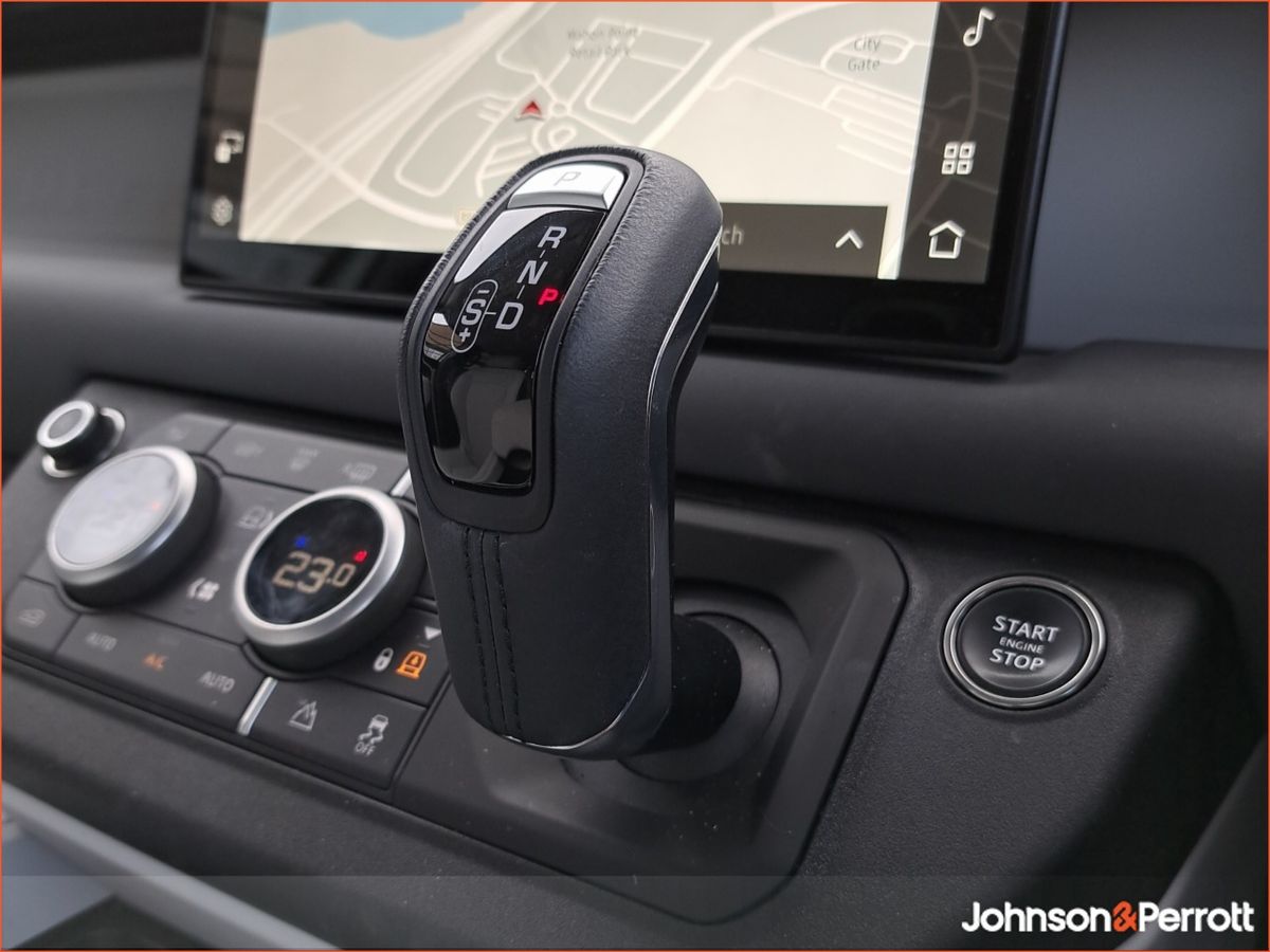 Land Rover Defender  110 PHEV 300  As New 