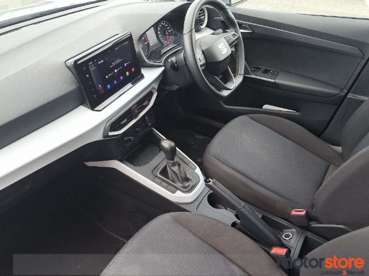 SEAT Arona 1.0 SE + Petrol Automatic I LOW MILEAGE