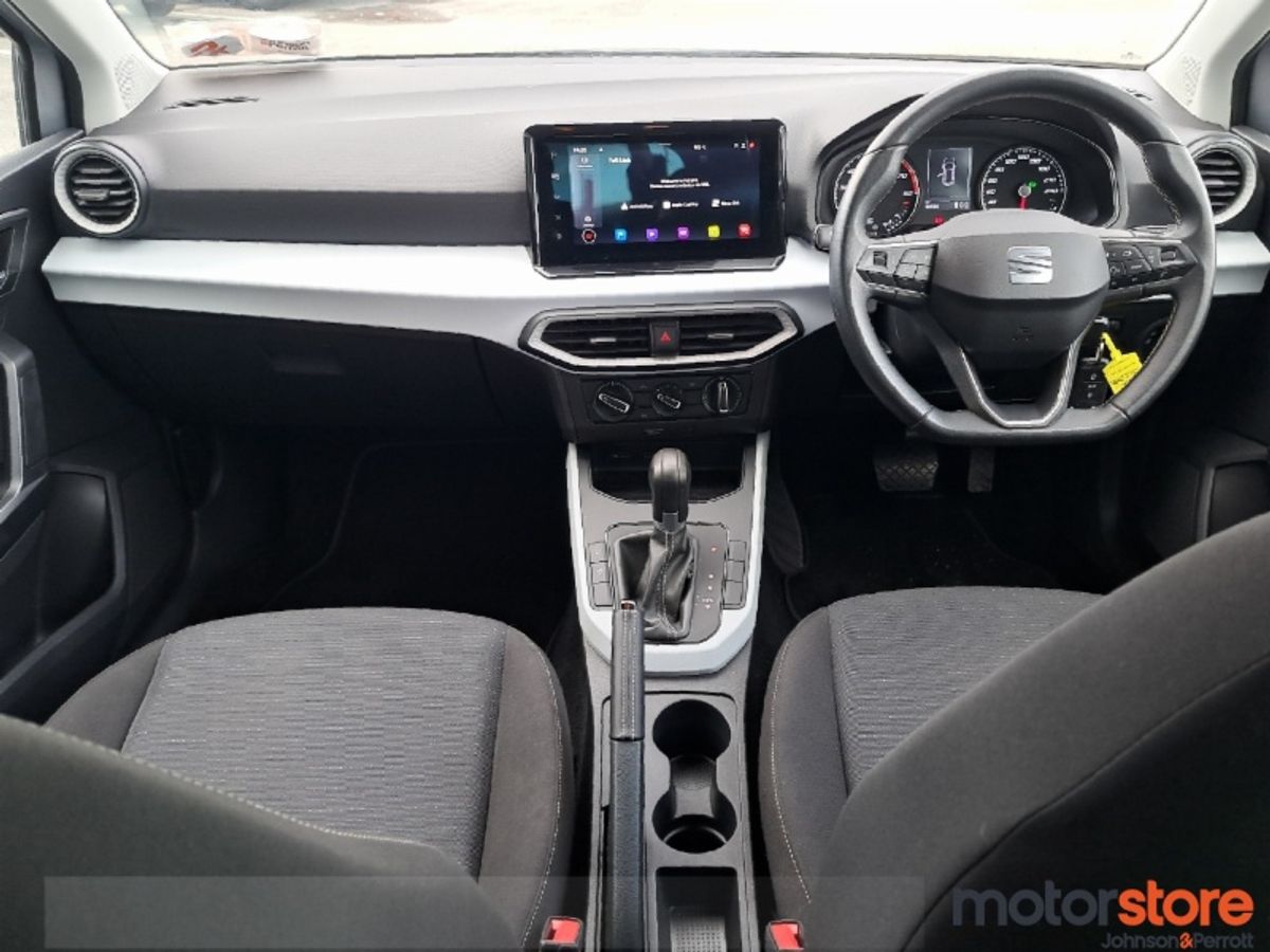 SEAT Arona 1.0 SE + Petrol Automatic I LOW MILEAGE