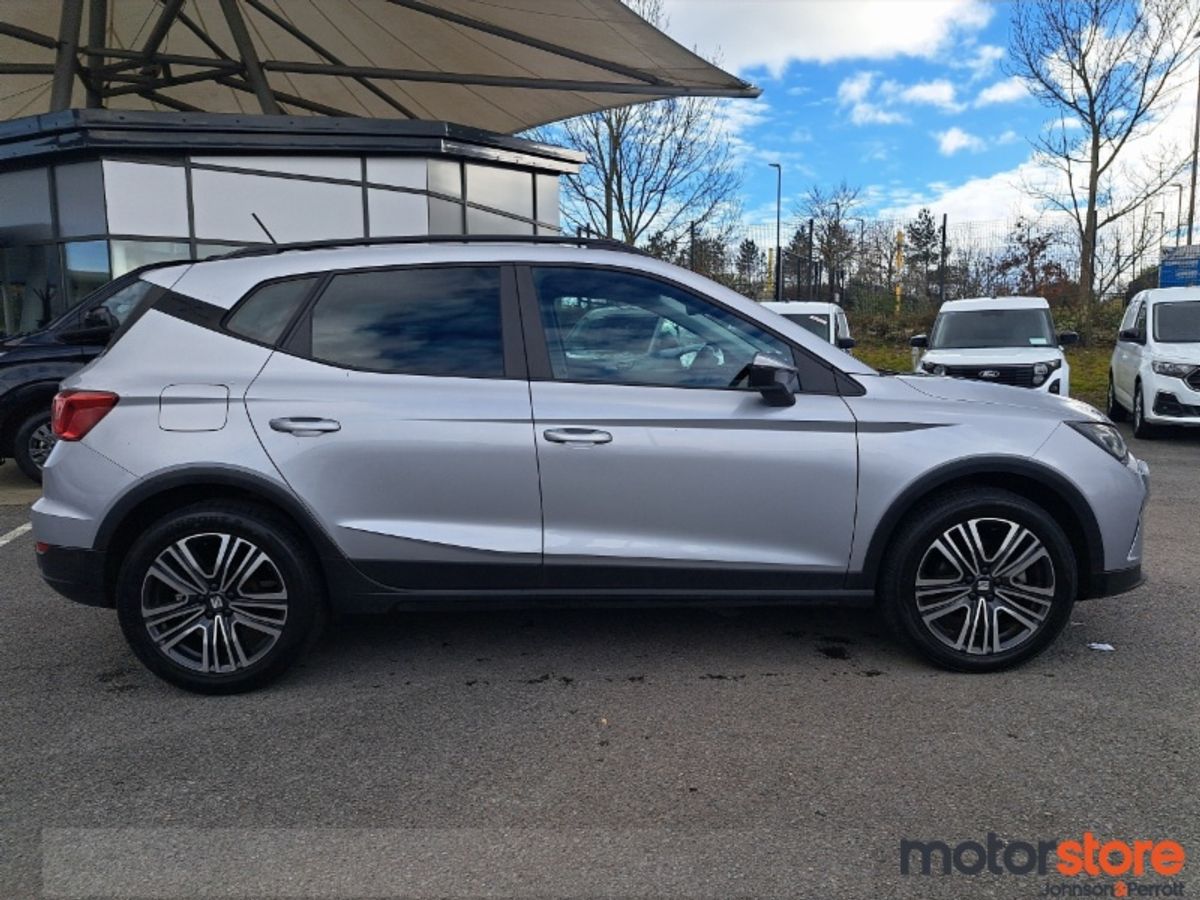 SEAT Arona 1.0 SE + Petrol Automatic I LOW MILEAGE