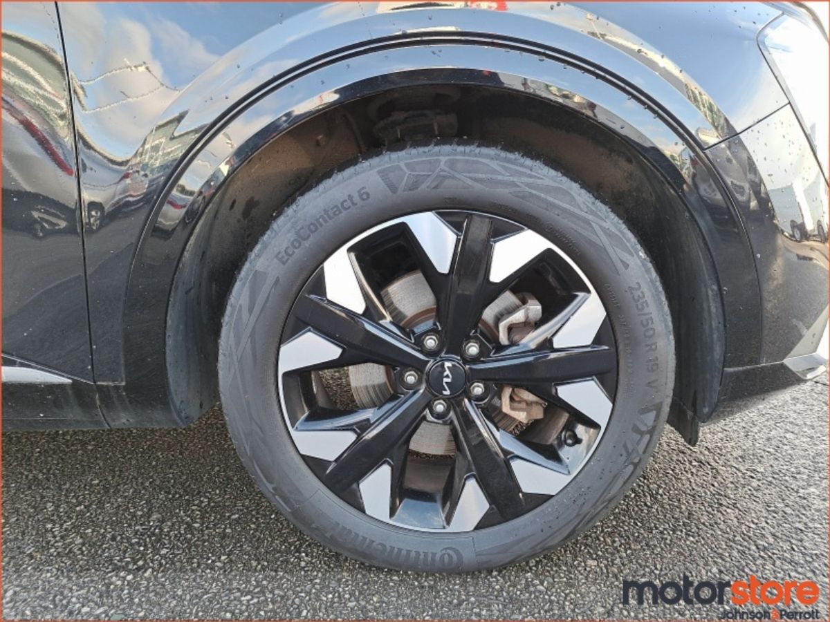 Kia Sportage 1.6 PHEV | TOP SPEC | ONE LADY OWNER