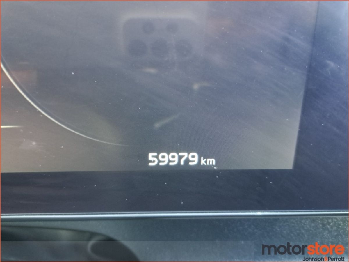 Kia Sportage 1.6 PHEV | TOP SPEC | ONE LADY OWNER