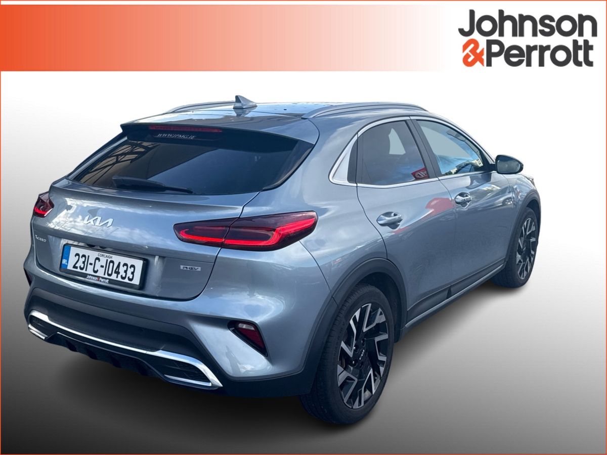 Kia XCeed 1.6 PHEV. TINY MILEAGE!