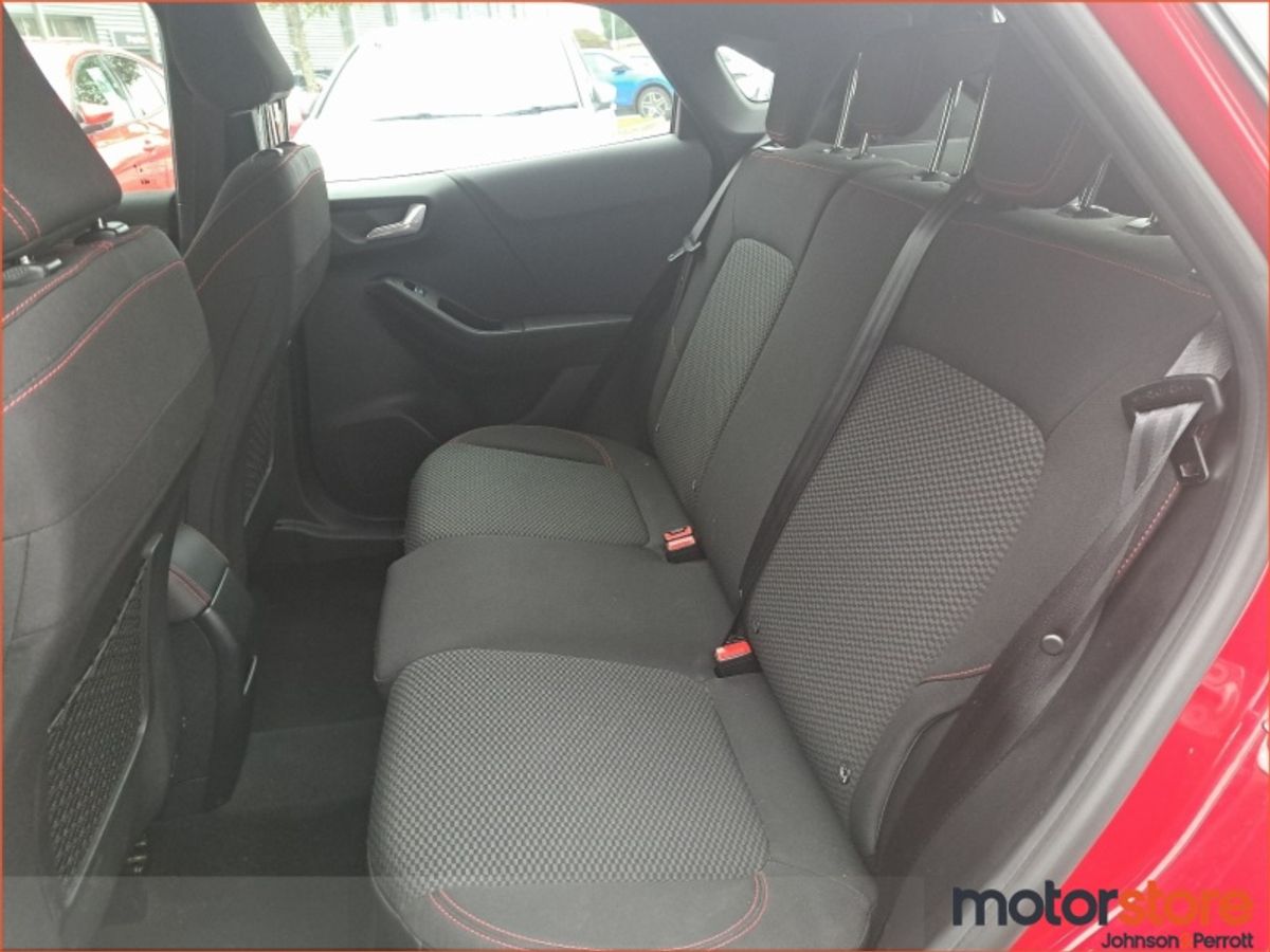 Ford Puma 1.0L EcoBoost Hybrid 155PS Titanium