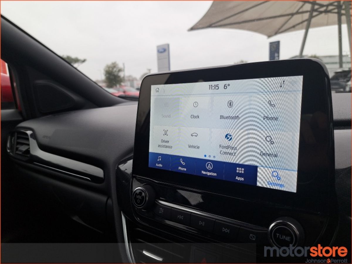 Ford Puma 1.0L EcoBoost Hybrid 155PS Titanium