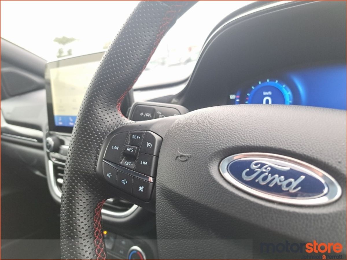 Ford Puma 1.0L EcoBoost Hybrid 155PS Titanium