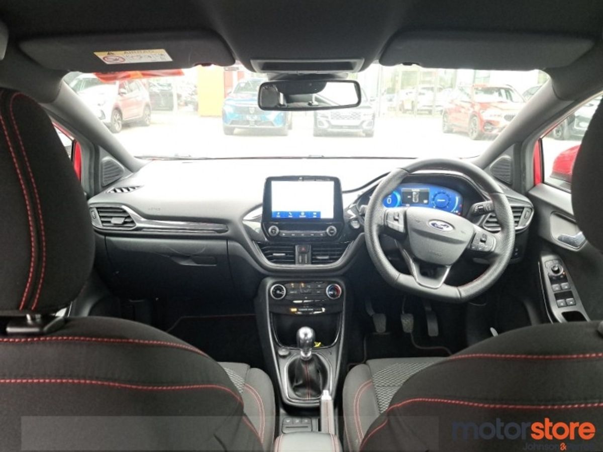 Ford Puma 1.0L EcoBoost Hybrid 155PS Titanium