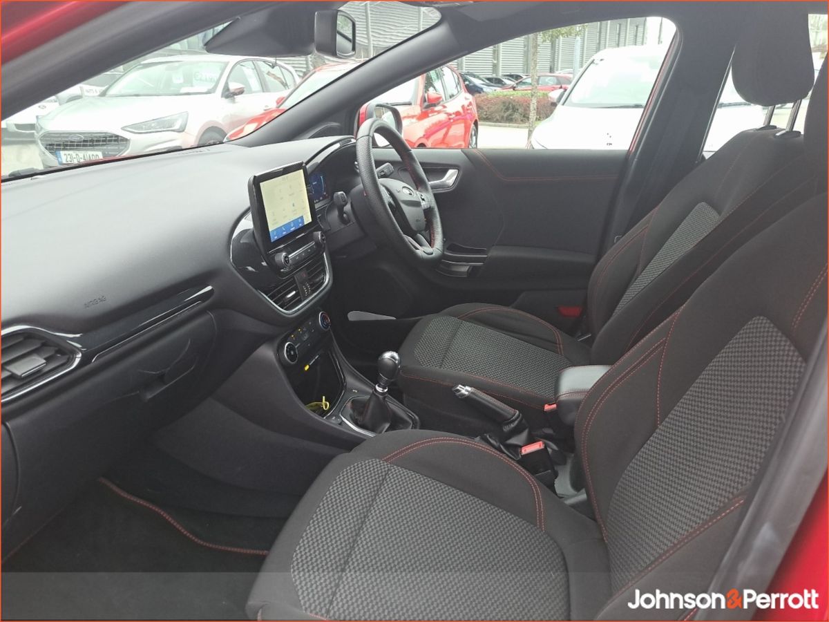 Ford Puma 1.0L EcoBoost Hybrid 155PS Titanium