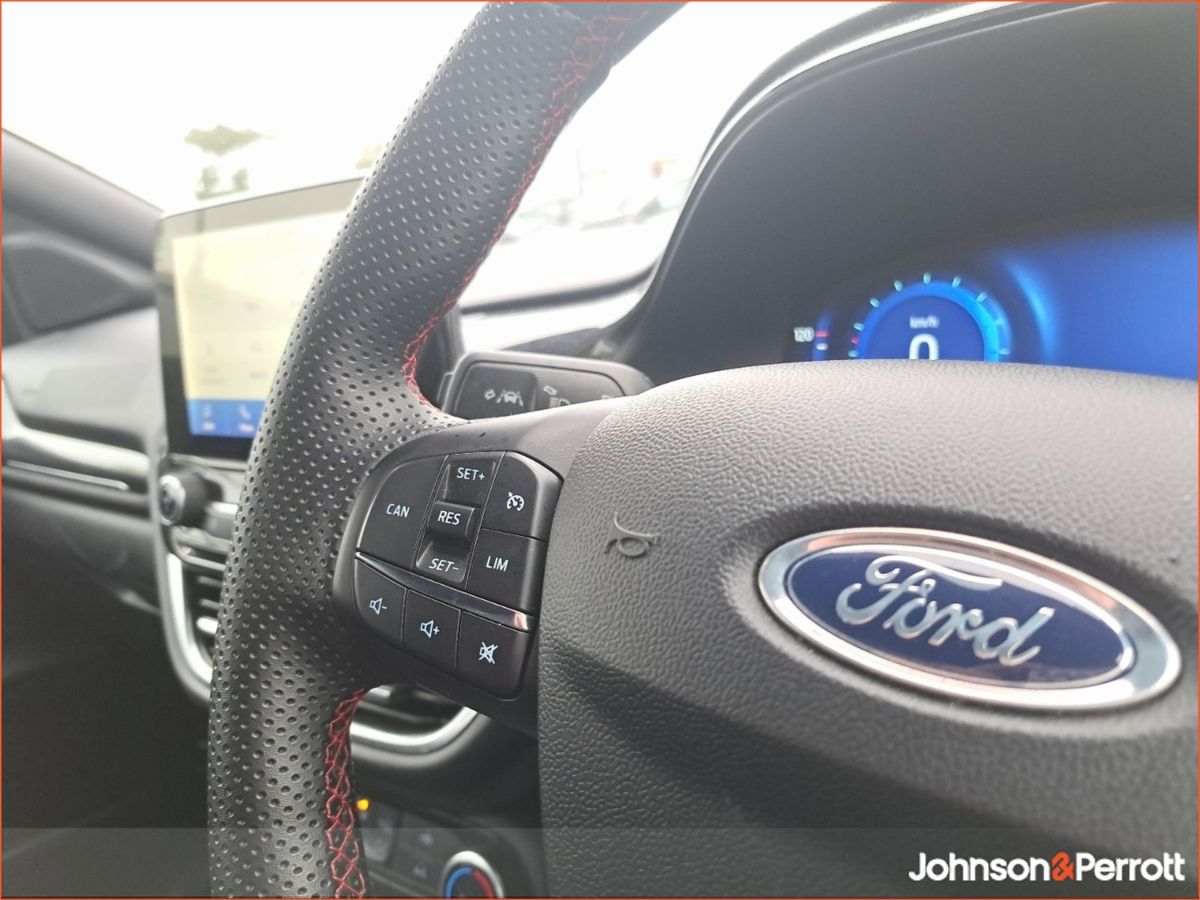 Ford Puma 1.0L EcoBoost Hybrid 155PS Titanium