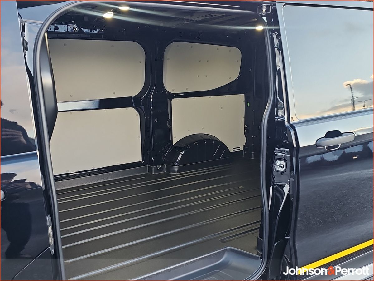 Ford Transit Custom Trail 150BHP MWB