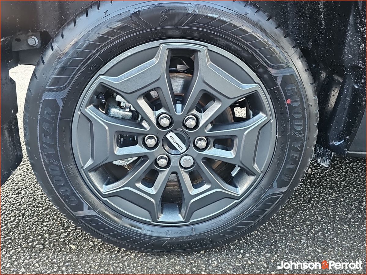 Ford Transit Custom Trail 150BHP MWB