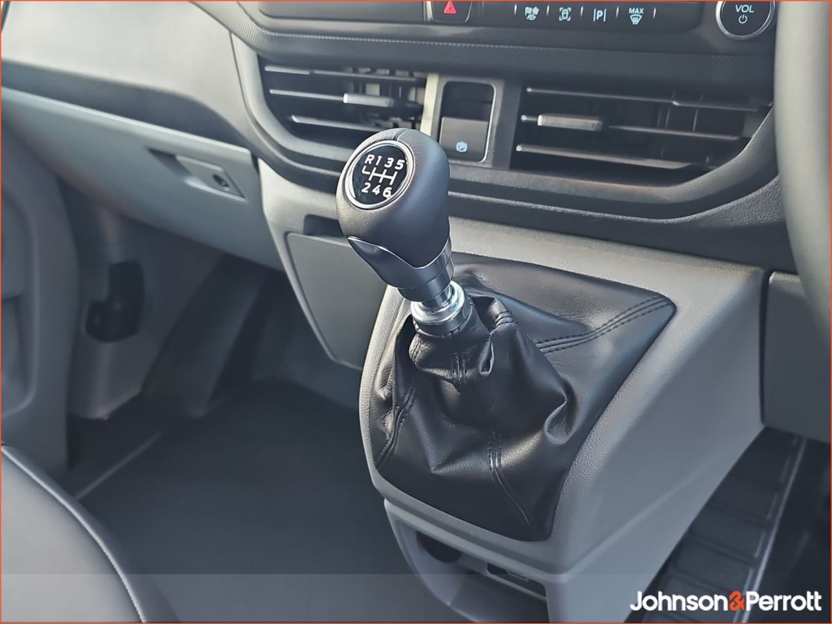 Ford Transit Custom Trail 150BHP MWB