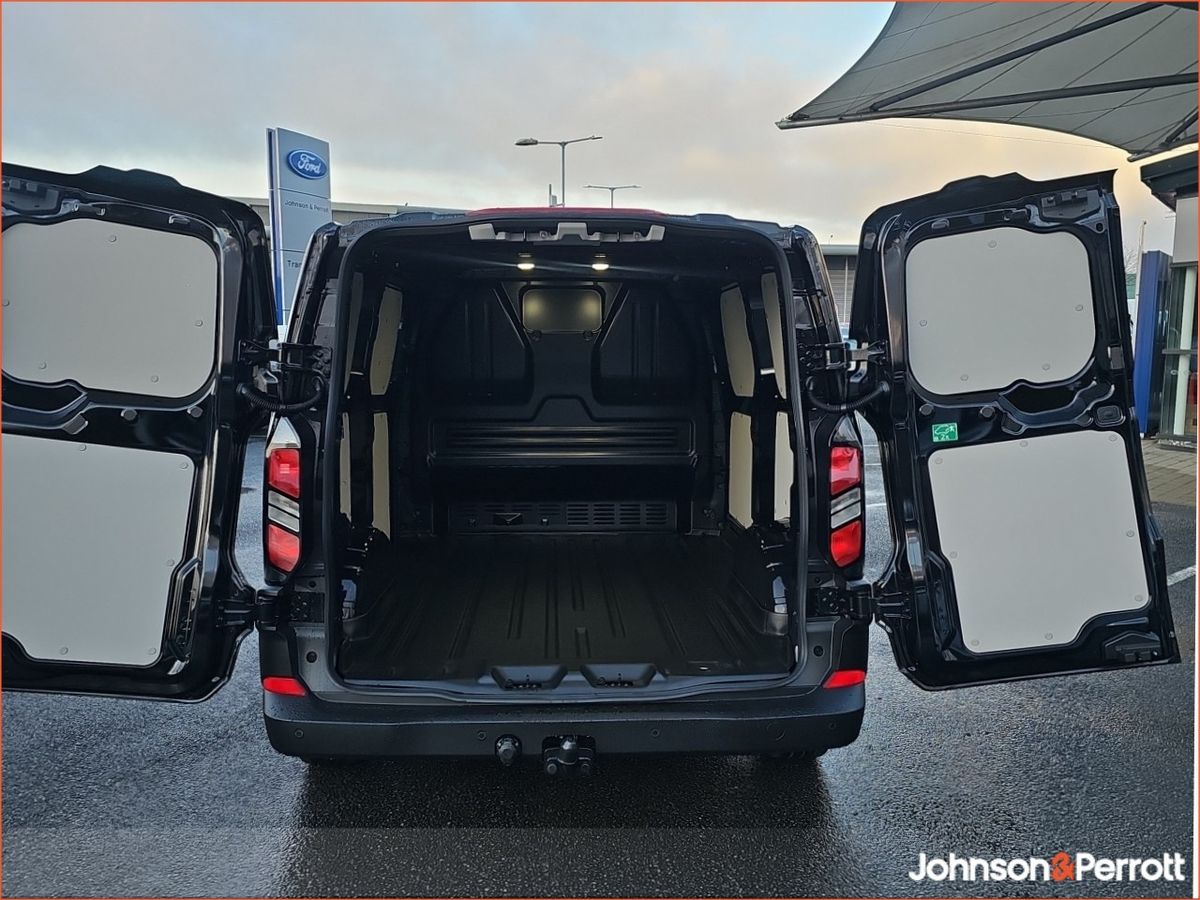 Ford Transit Custom Trail 150BHP MWB