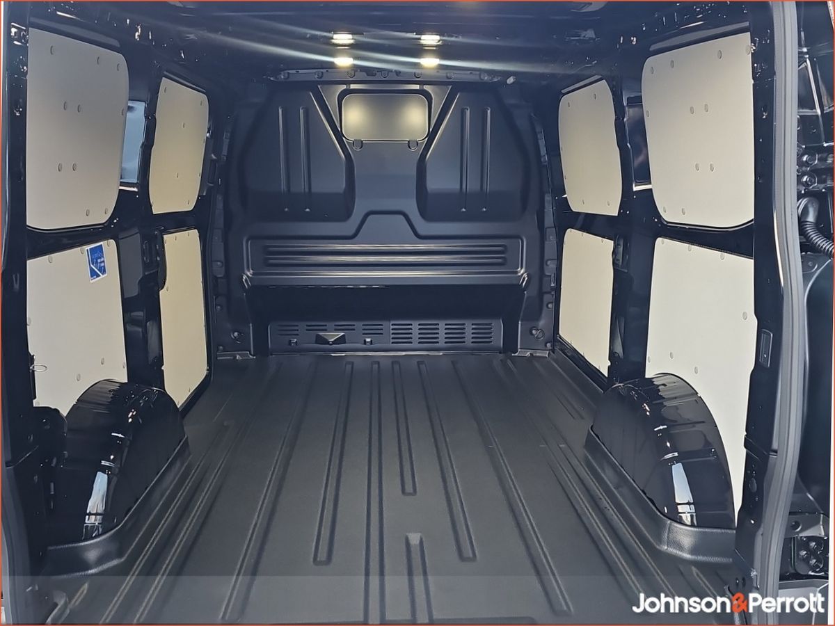 Ford Transit Custom Trail 150BHP MWB