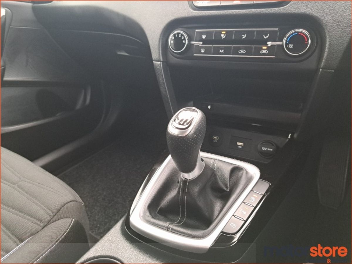 Kia Ceed GT LINE TOP SPEC TINY MILEAGE