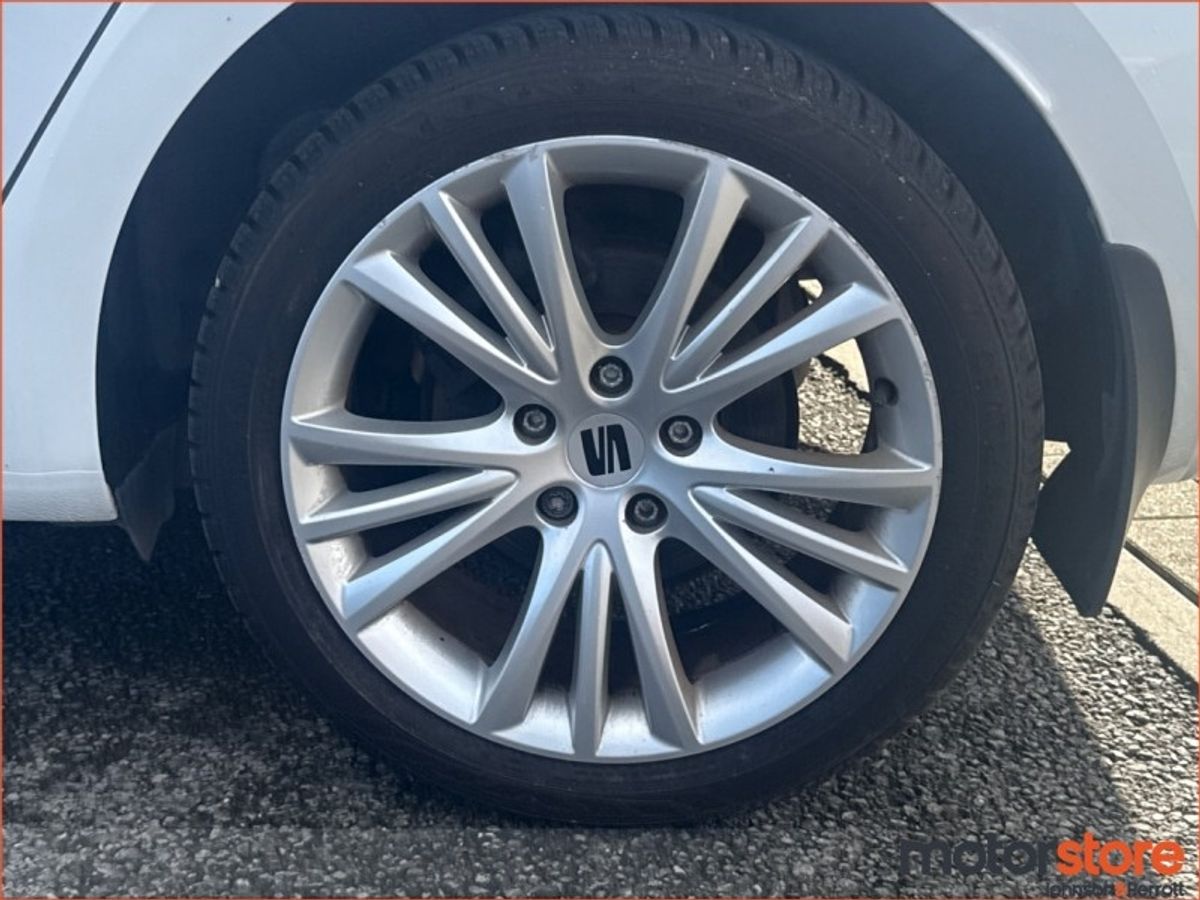 SEAT Leon 1.0TSI | TINY MILEAGE |  €84 PER WEEK