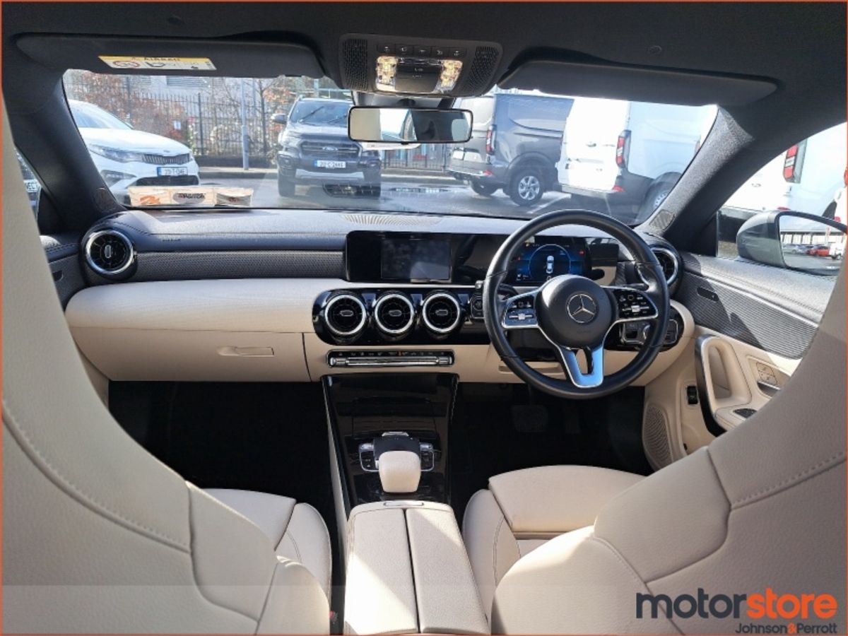 Mercedes-Benz CLA CLA 180 LIKE NEW CONDITION