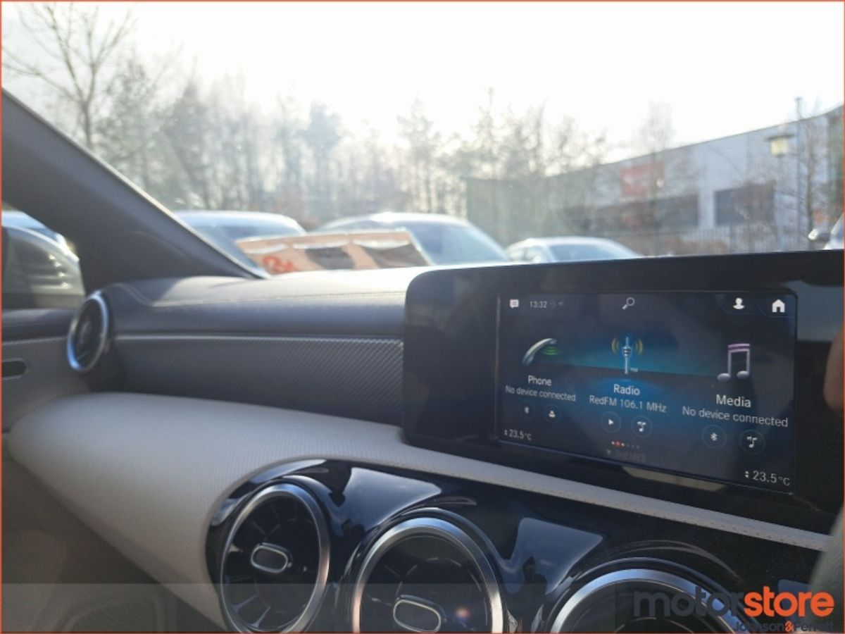 Mercedes-Benz CLA CLA 180 LIKE NEW CONDITION