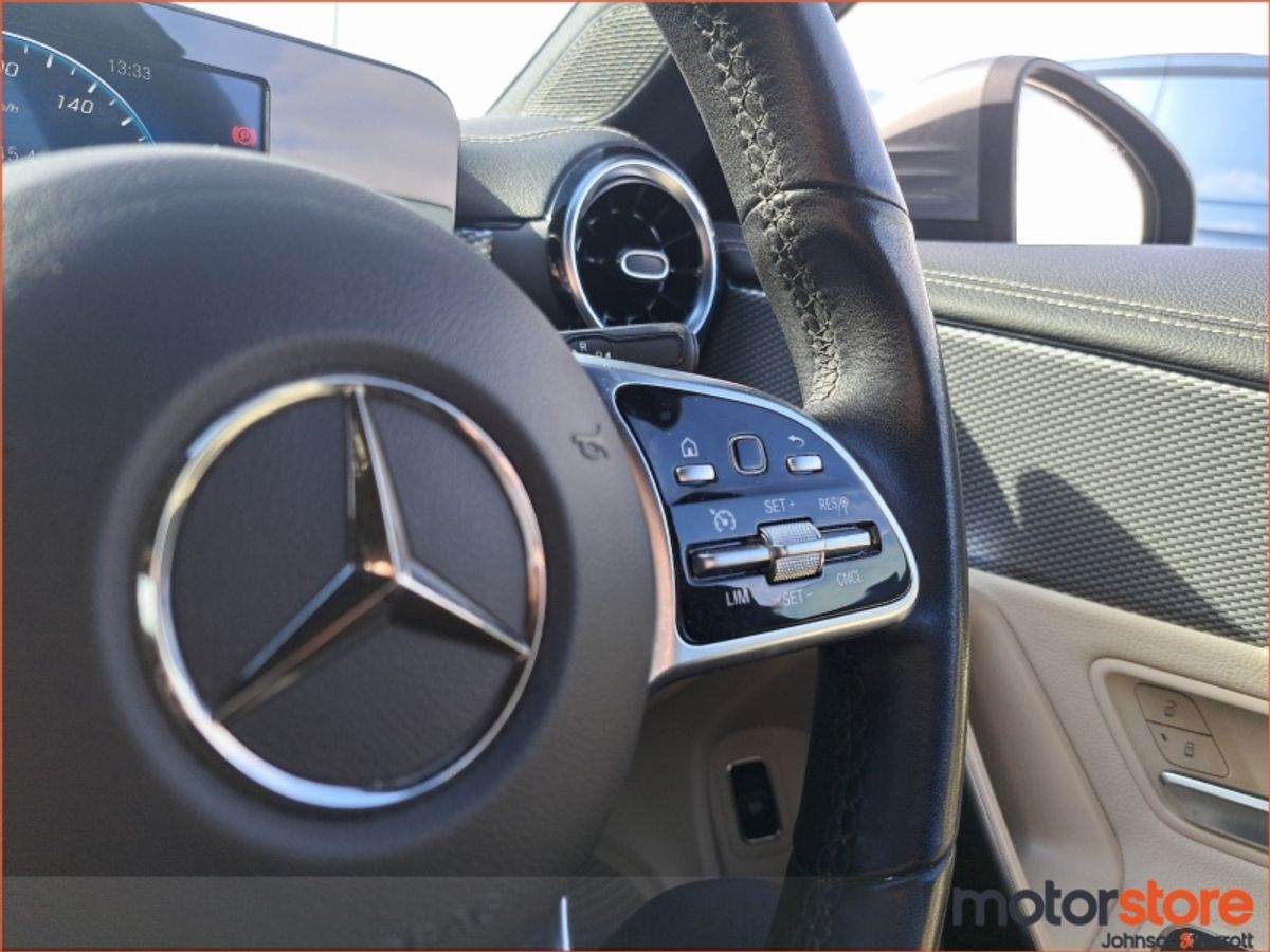 Mercedes-Benz CLA CLA 180 LIKE NEW CONDITION