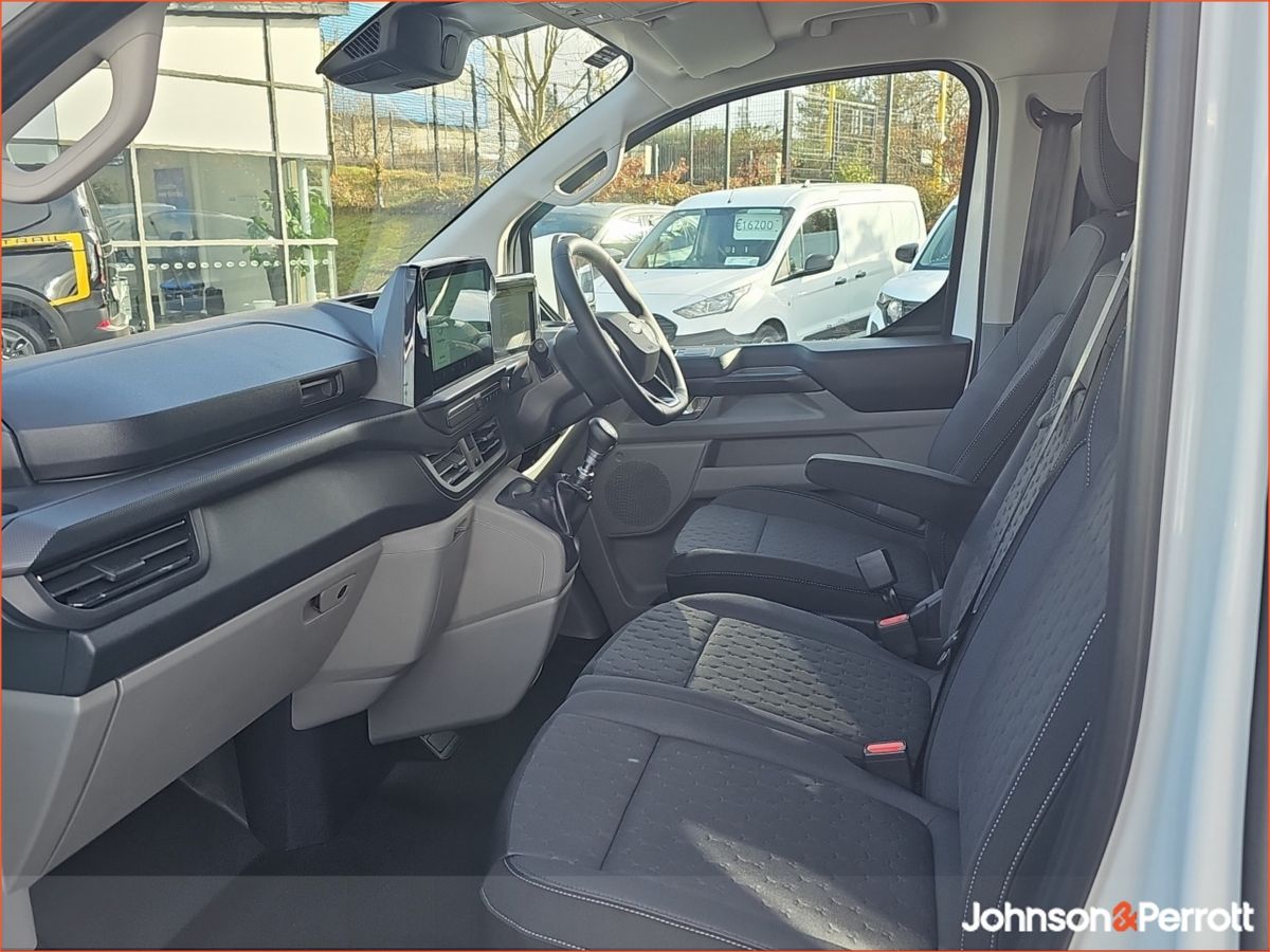 Ford Transit Custom Limited Long Wheelbase