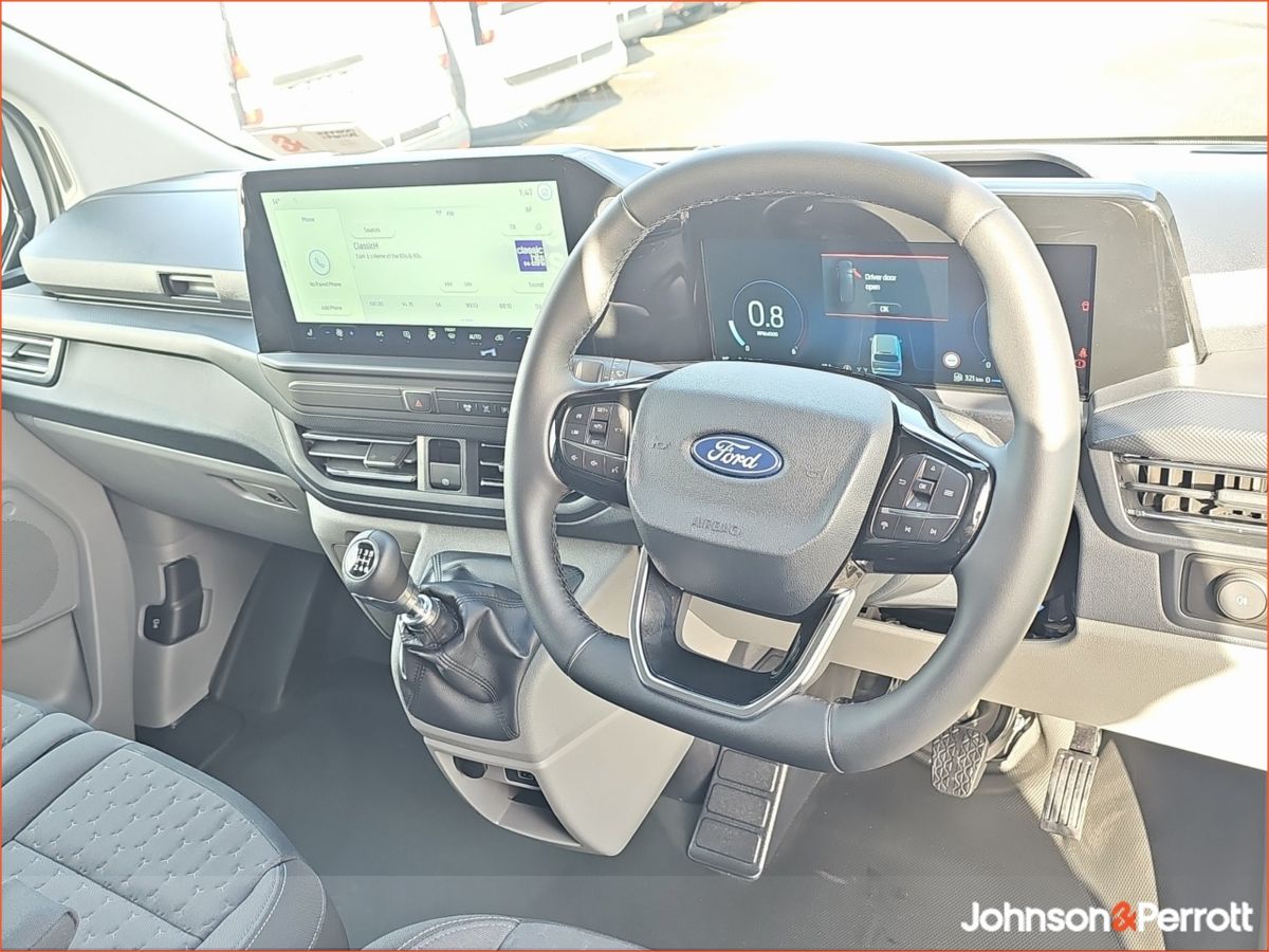 Ford Transit Custom Limited Long Wheelbase