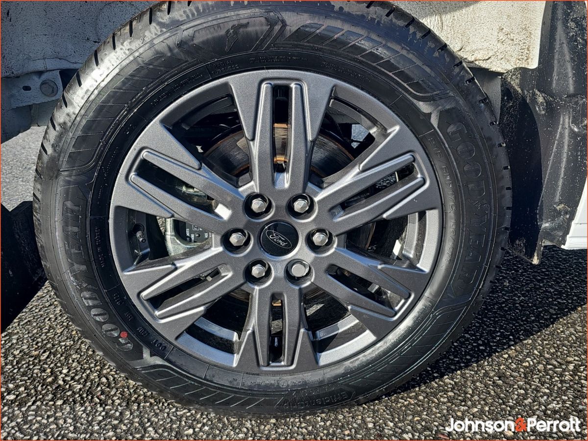 Ford Transit Custom Limited Long Wheelbase