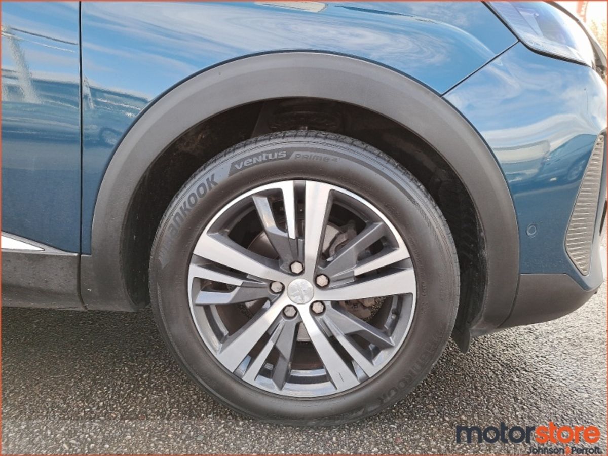 Peugeot 5008 1.5 BlueHDi | Allure | ONE LADY OWNER